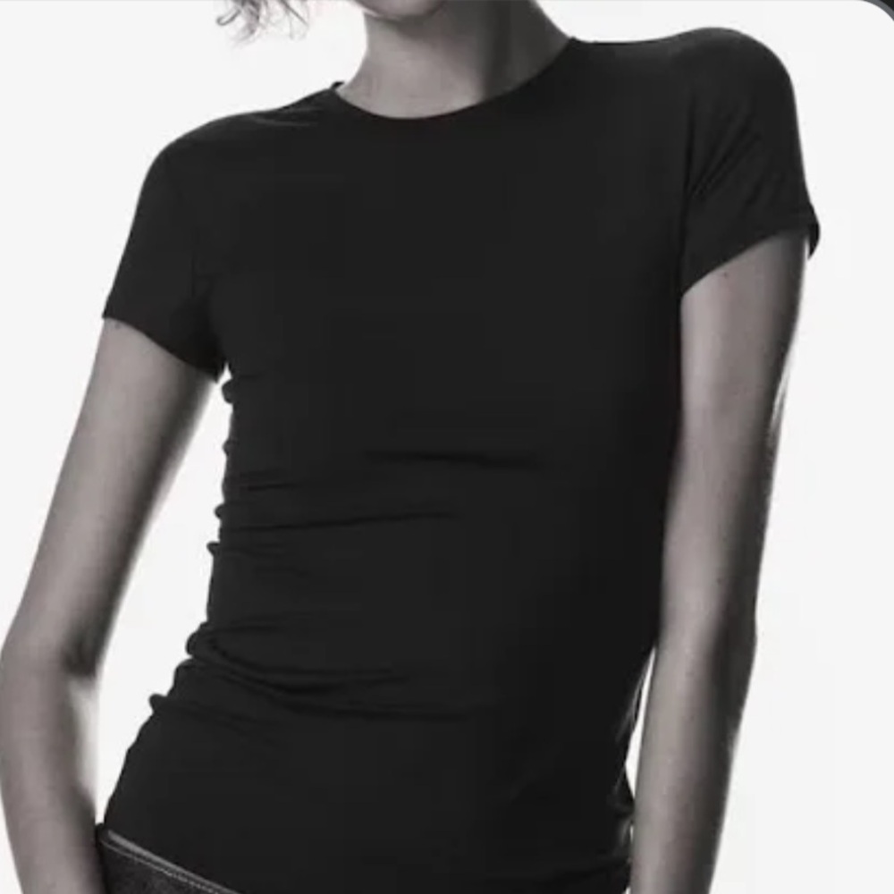H&M Black Short Sleeve Tee